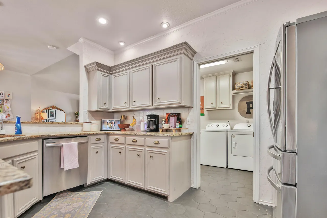 Photo 12 — 6018 74th Street, Lubbock, TX 79424
