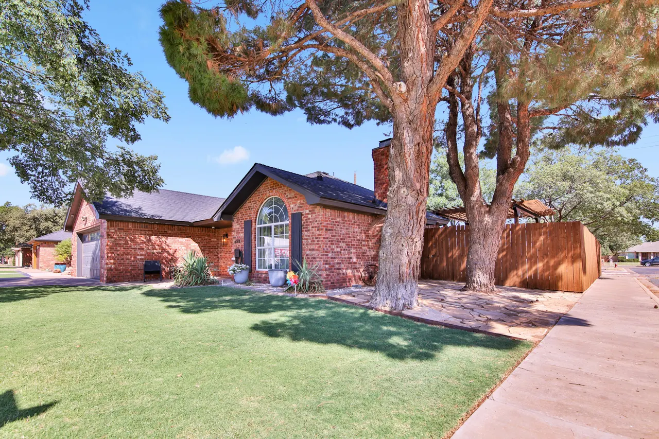 Photo 3 — 6018 74th Street, Lubbock, TX 79424