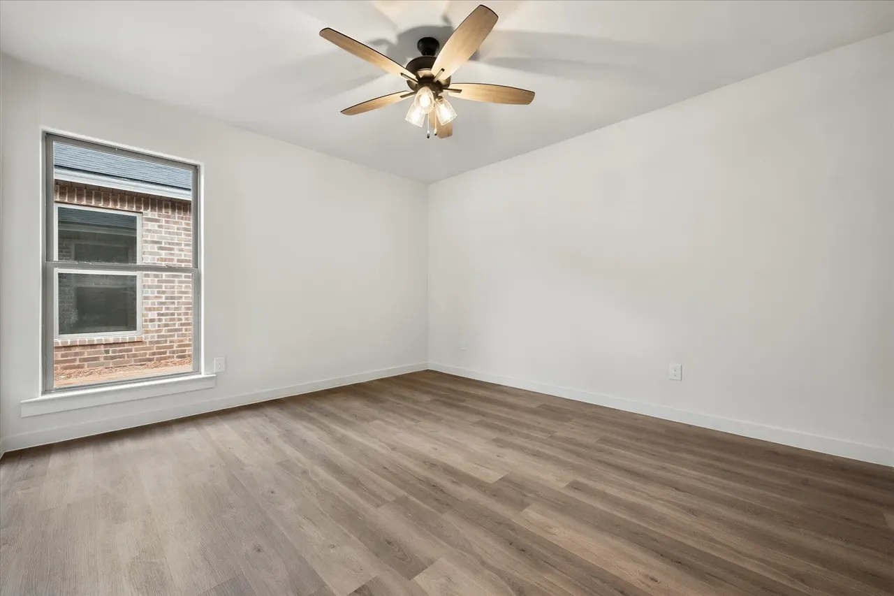 Photo 15 — 6013 Viola Avenue, Lubbock, TX 79407