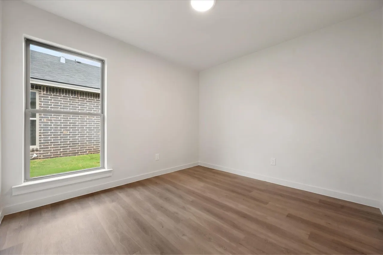 Photo 16 — 6010 Viola Avenue, Lubbock, TX 79407