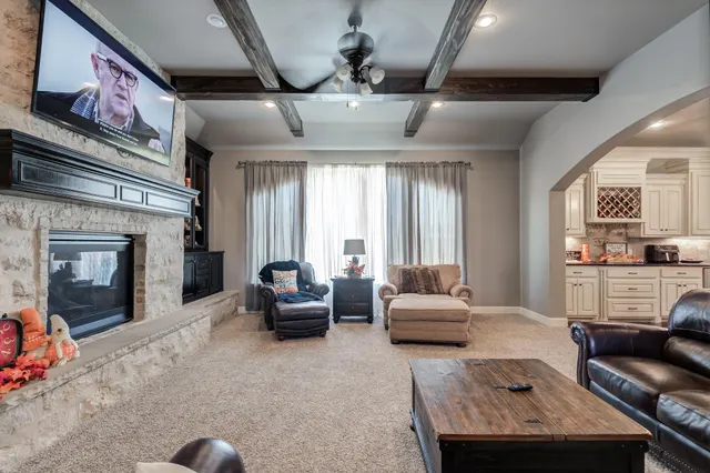 Photo 6 — 501 W 9th Place, Idalou, TX 79329
