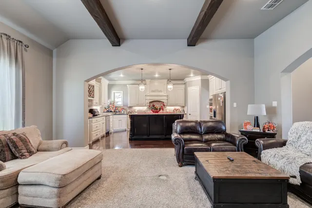 Photo 7 — 501 W 9th Place, Idalou, TX 79329