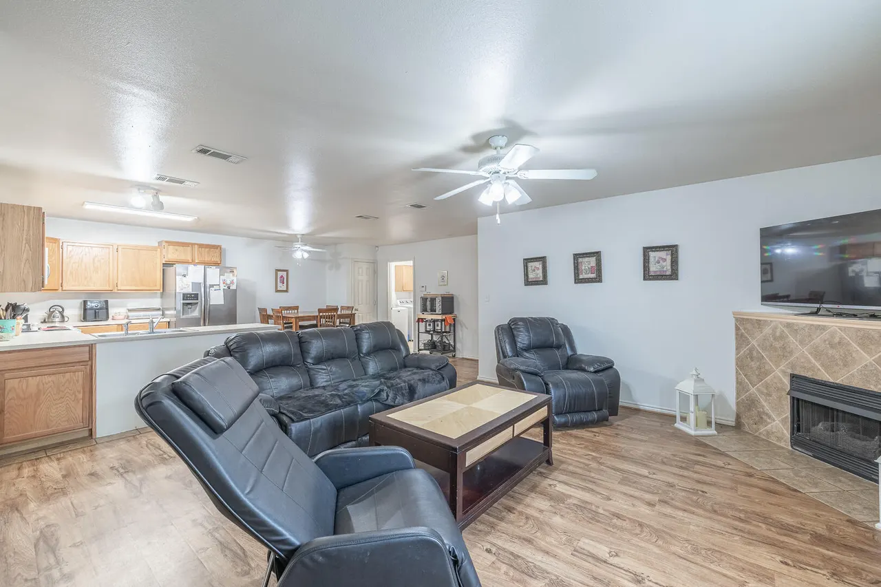 Photo 3 — 3110  109th Street A & B, Lubbock, TX 79423