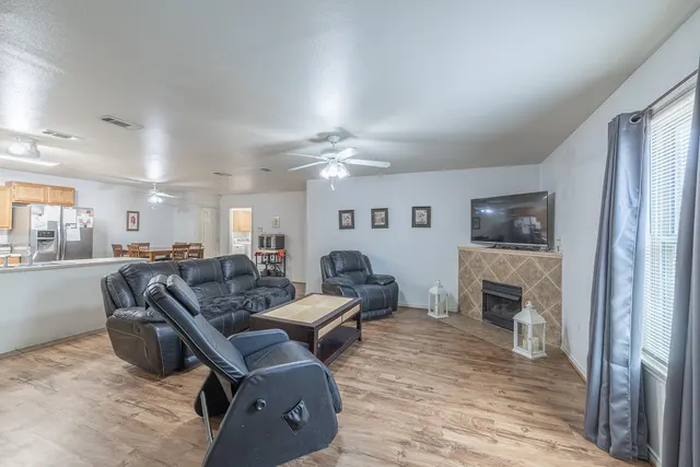 Photo 4 — 3110  109th Street A & B, Lubbock, TX 79423
