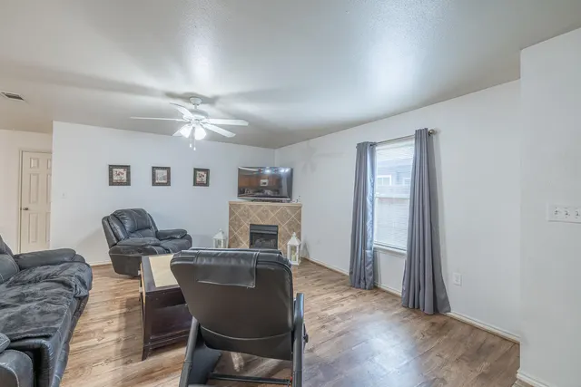 Photo 5 — 3110  109th Street A & B, Lubbock, TX 79423