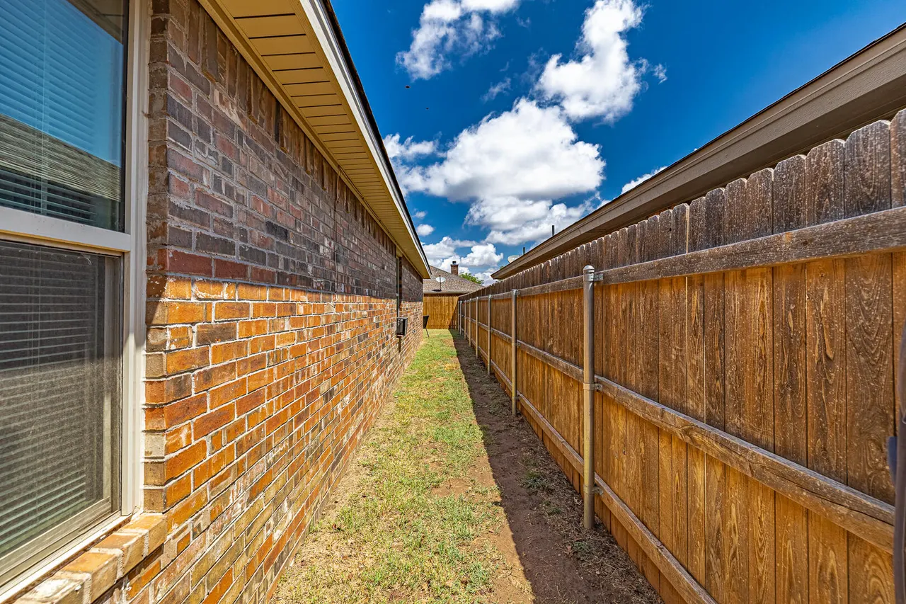 Photo 32 — 3110  109th Street A & B, Lubbock, TX 79423