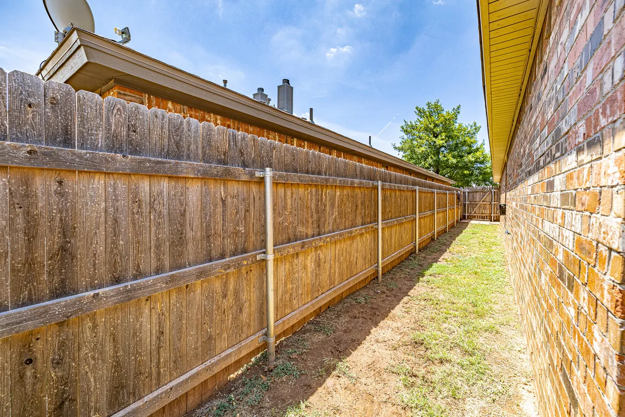 Photo 34 — 3110  109th Street A & B, Lubbock, TX 79423