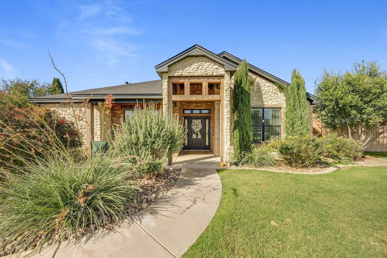 Front exterior — 3408 County Road 7650, Lubbock, TX 79423