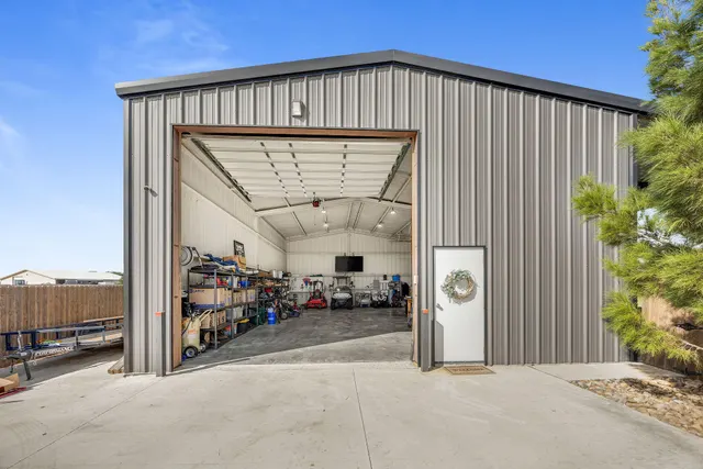 Photo 2 — 3408 County Road 7650, Lubbock, TX 79423