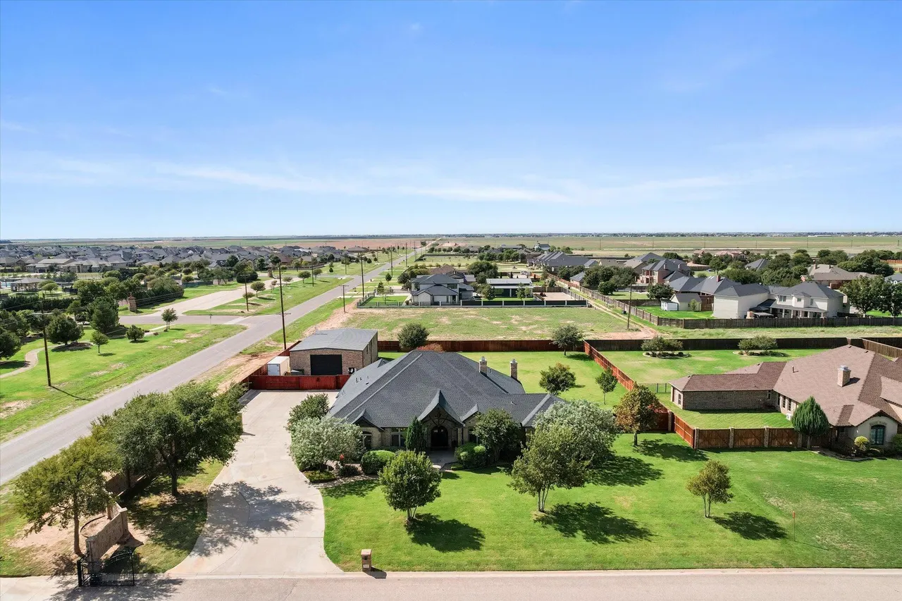 Photo 2 — 6410 County Road 1440, Lubbock, TX 79407
