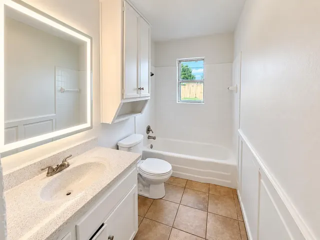 Photo 6 — 5606 44th Street, Lubbock, TX 79414