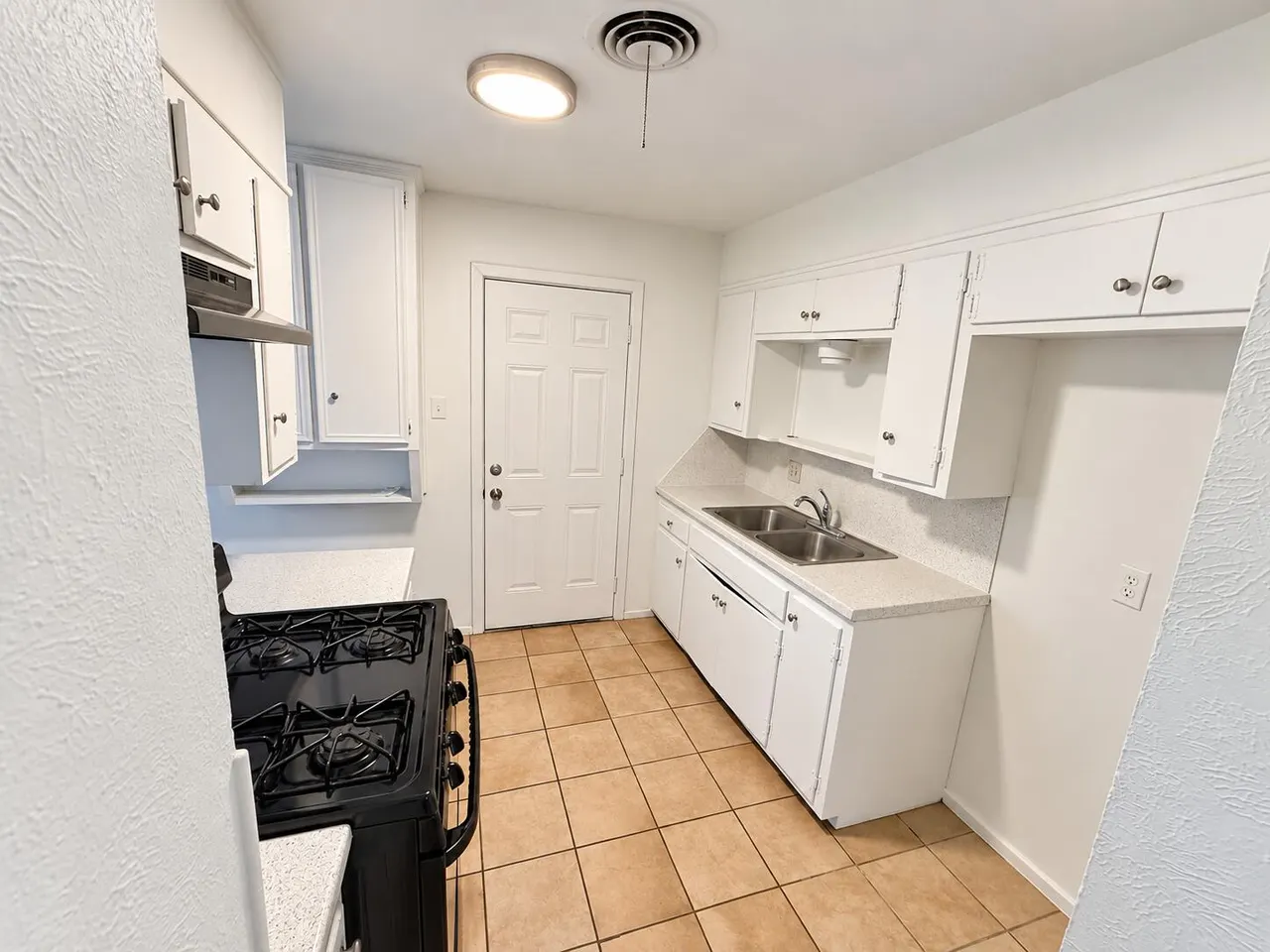 Photo 4 — 5606 44th Street, Lubbock, TX 79414