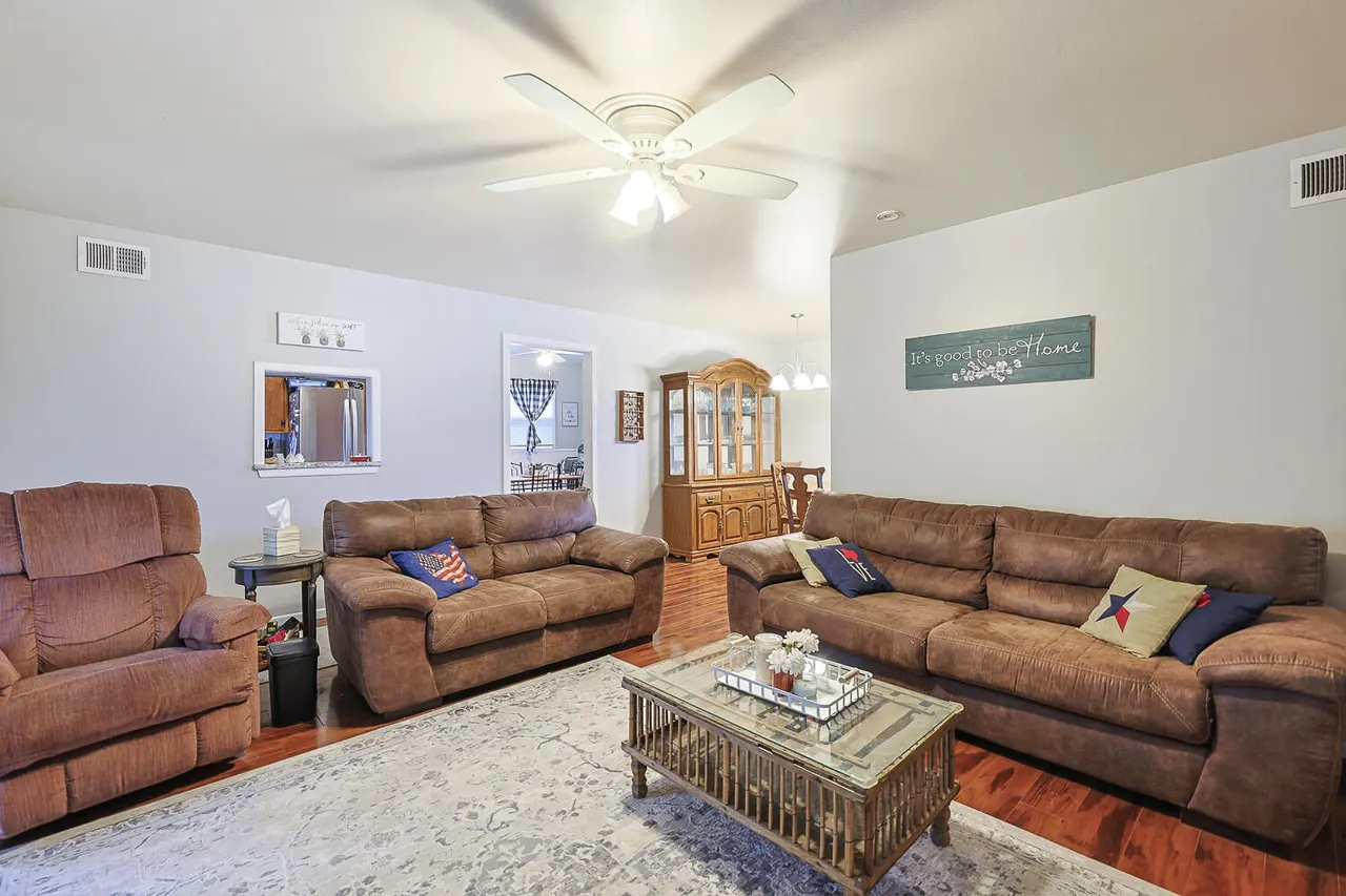 Photo 14 — 5415 15th Street, Lubbock, TX 79416