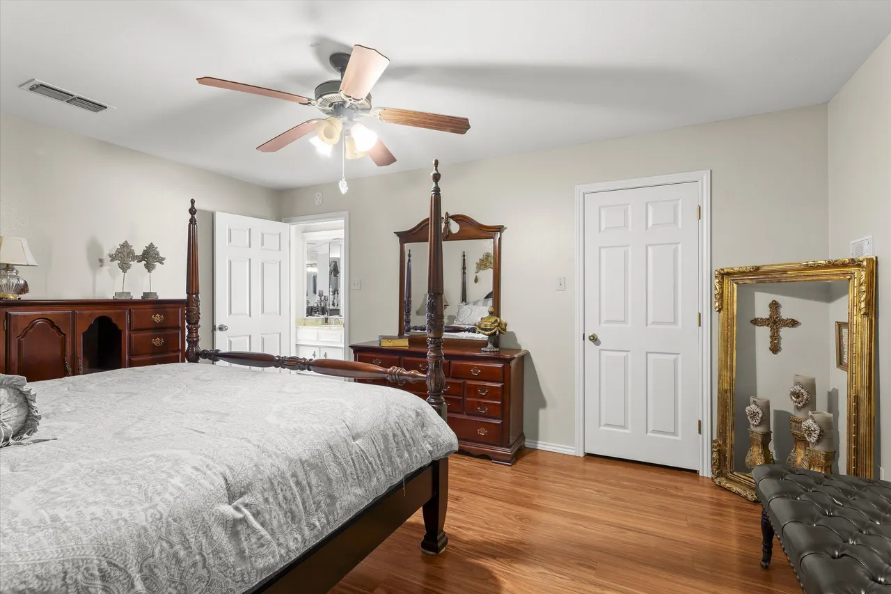 Photo 21 — 1701 E Carter Drive, Brownfield, TX 79316
