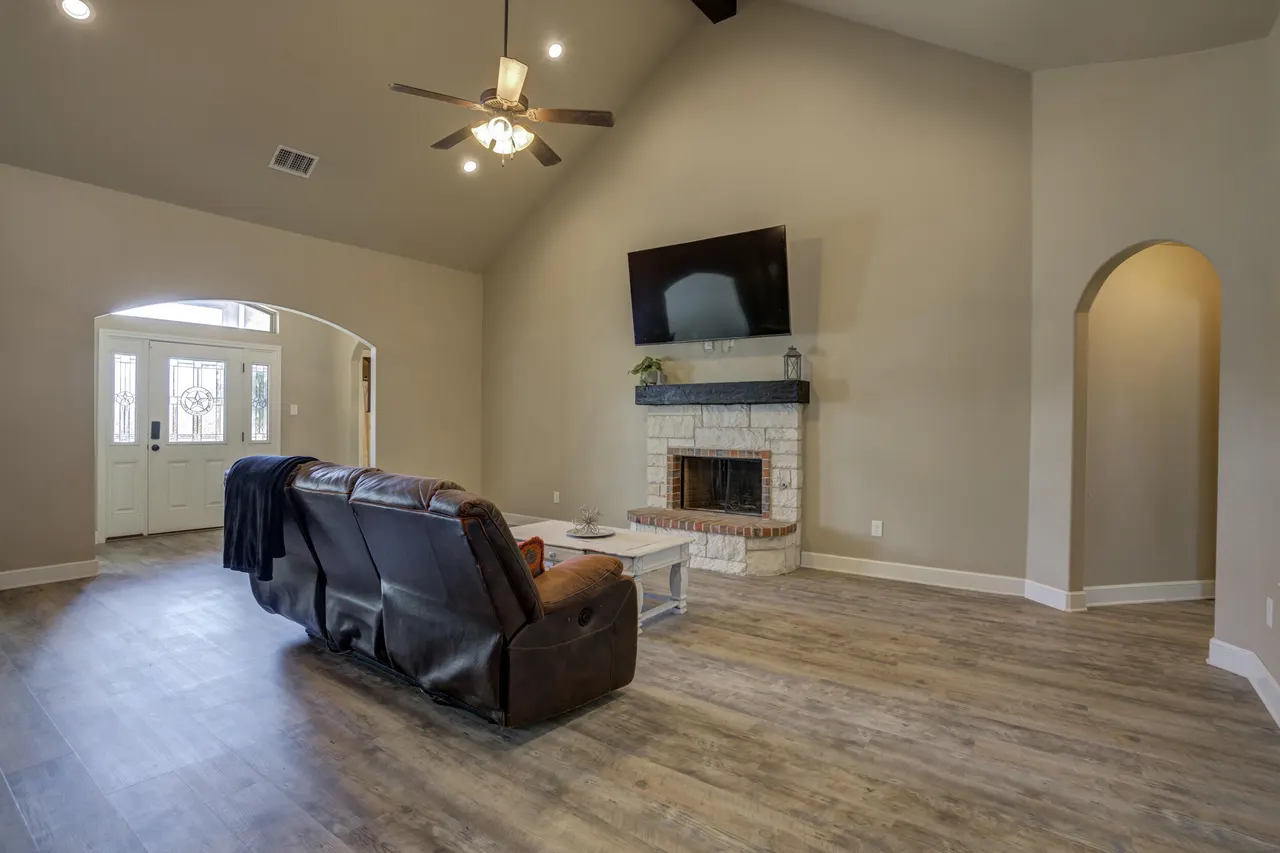 Photo 10 — 6104 96th Street, Lubbock, TX 79424