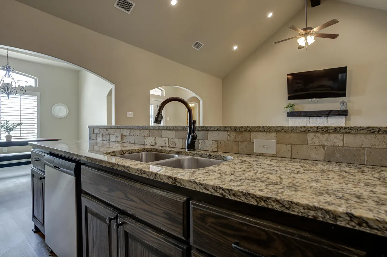 Photo 19 — 6104 96th Street, Lubbock, TX 79424