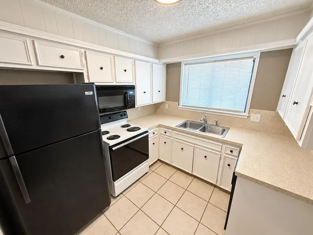 Photo 4 — 6916 Fremont Avenue A, Lubbock, TX 79413