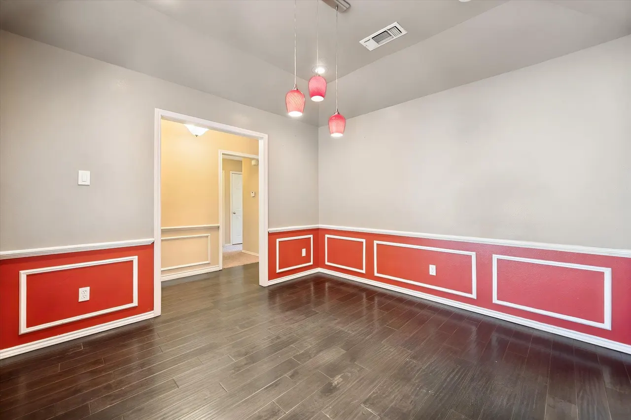 Photo 9 — 3701 100th Street, Lubbock, TX 79423