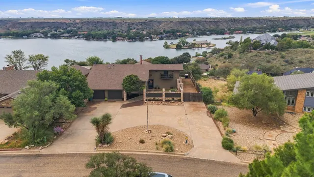 Photo 8 — 63 E Canyonview Drive, Ransom Canyon, TX 79366