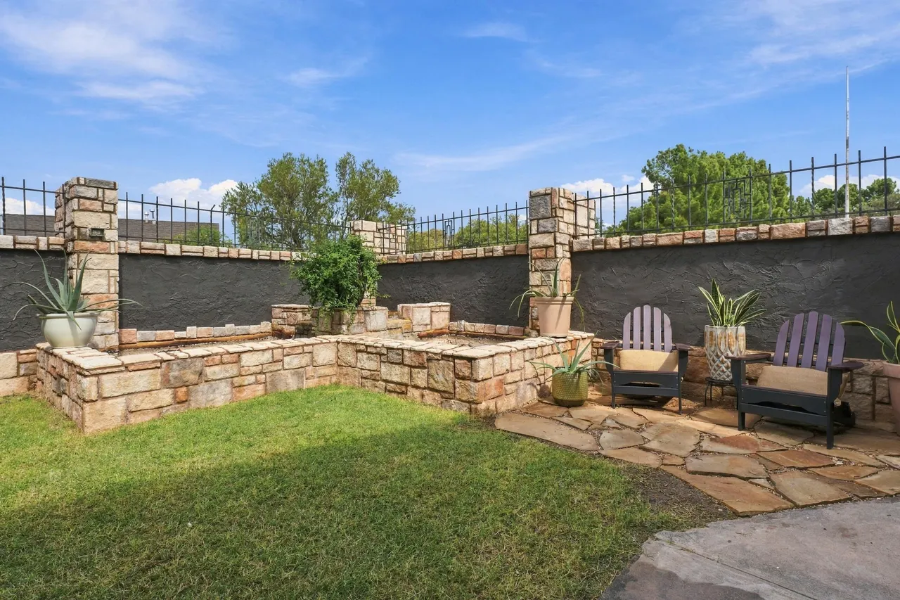 Photo 3 — 63 E Canyonview Drive, Ransom Canyon, TX 79366