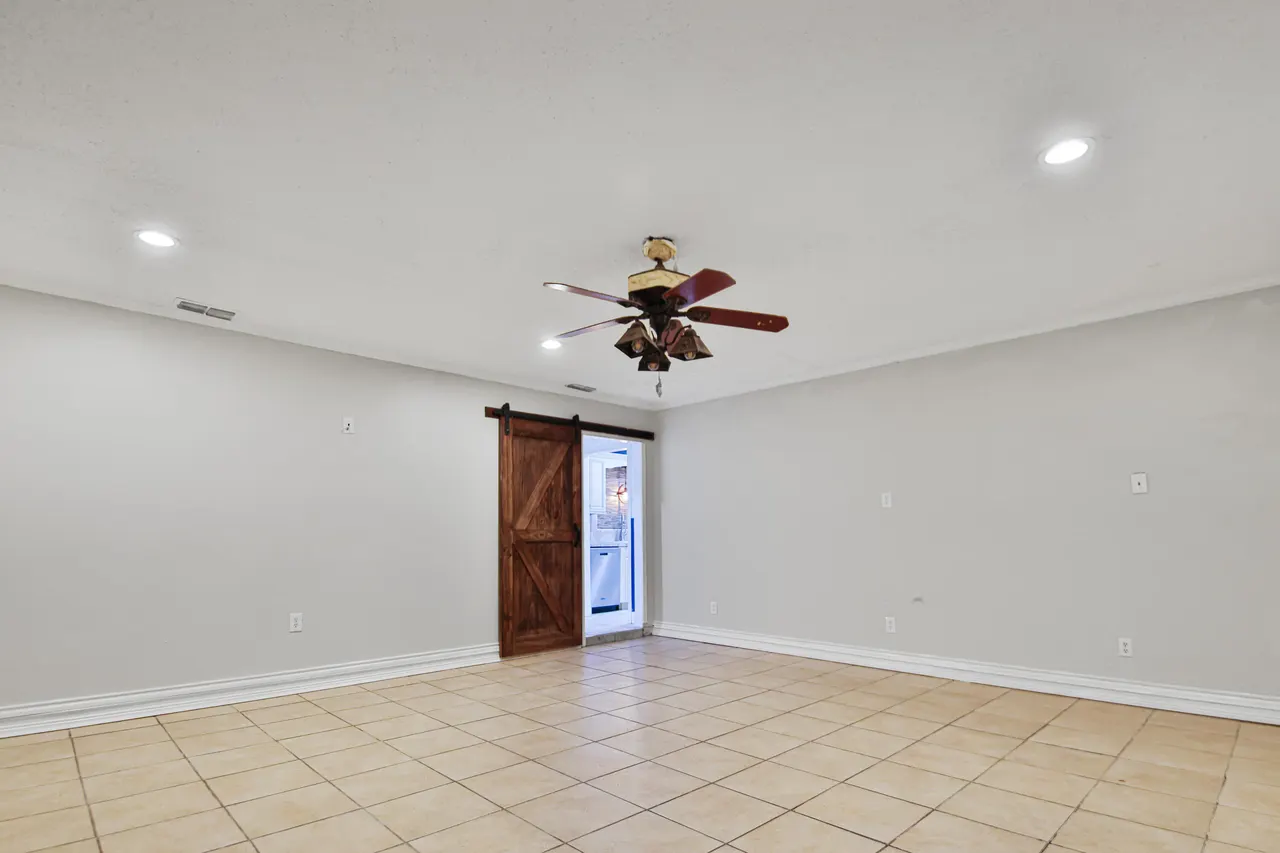 Photo 14 — 3516 52nd Street, Lubbock, TX 79413