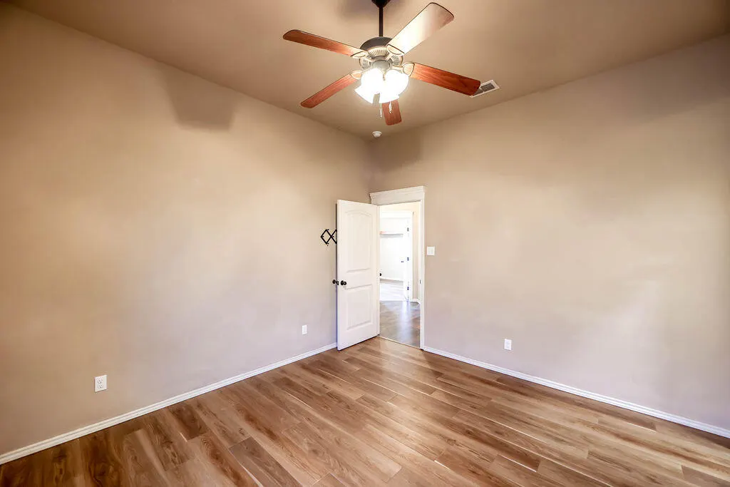 Photo 11 — 7801 85th Street, Lubbock, TX 79424