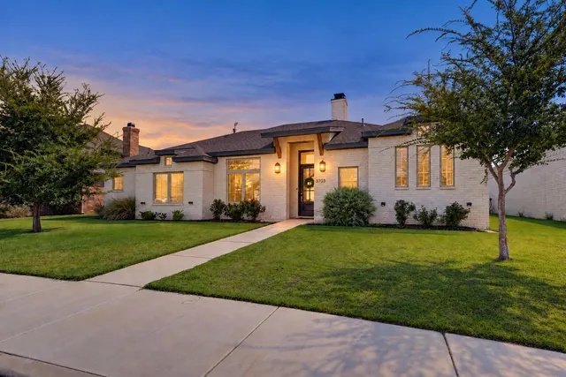 Photo 2 — 3703 142nd Street, Lubbock, TX 79423