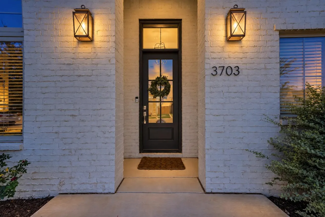Photo 3 — 3703 142nd Street, Lubbock, TX 79423