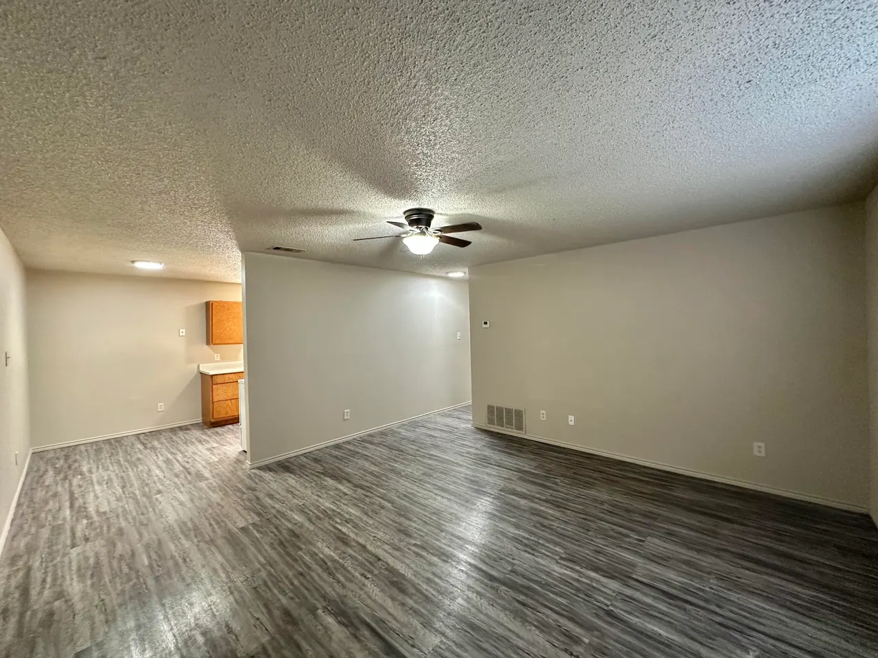 Photo 2 — 1504 82nd Street, Lubbock, TX 79423