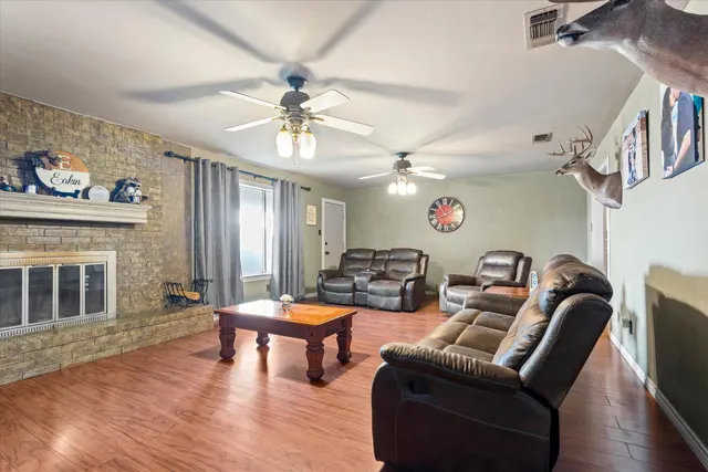Photo 5 — 230 N 22nd Street, Slaton, TX 79364