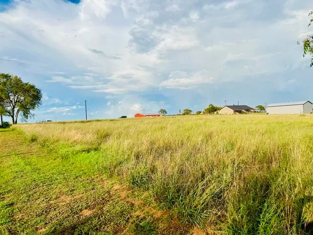 Photo 3 — 3824 E Farm To Market Road 1729, Lubbock, TX 79403