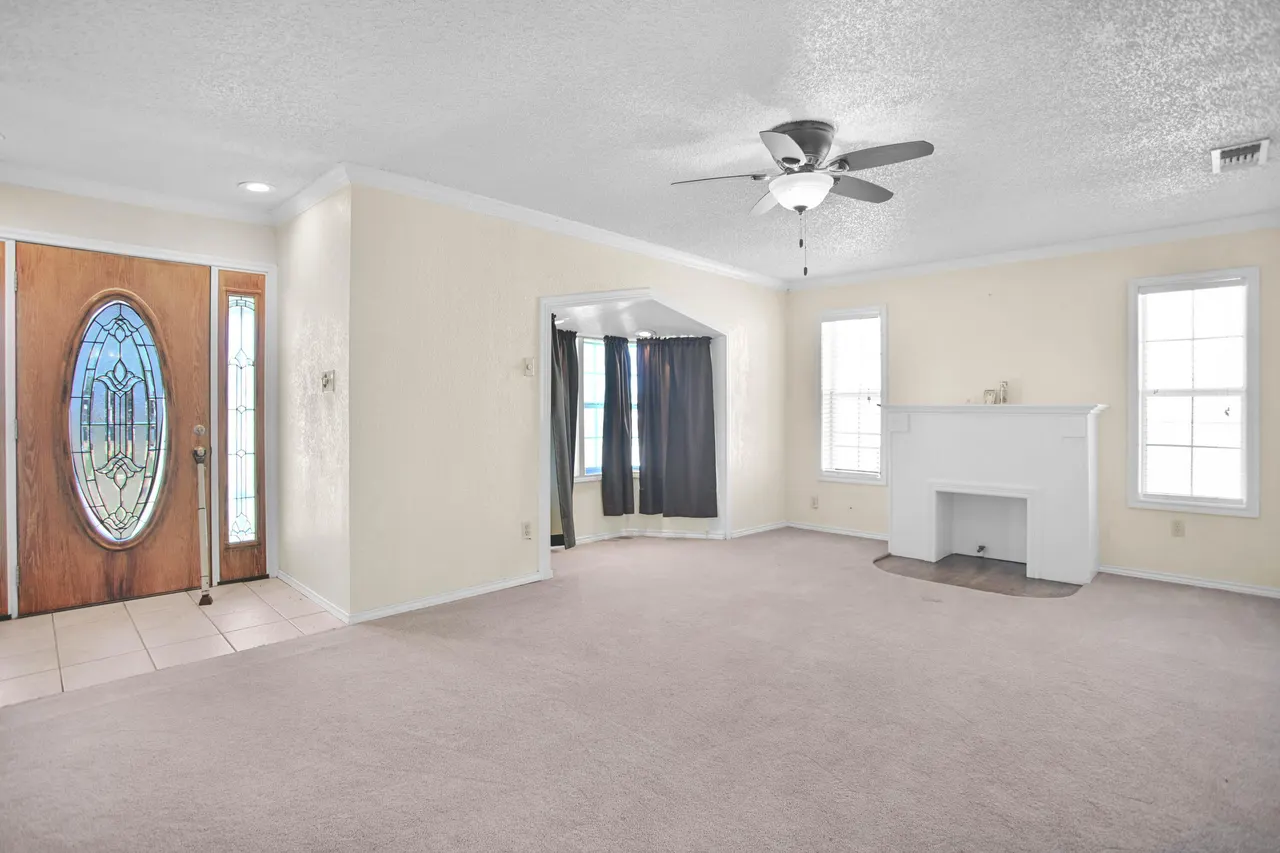 Photo 5 — 906 N 3rd Street, Brownfield, TX 79316