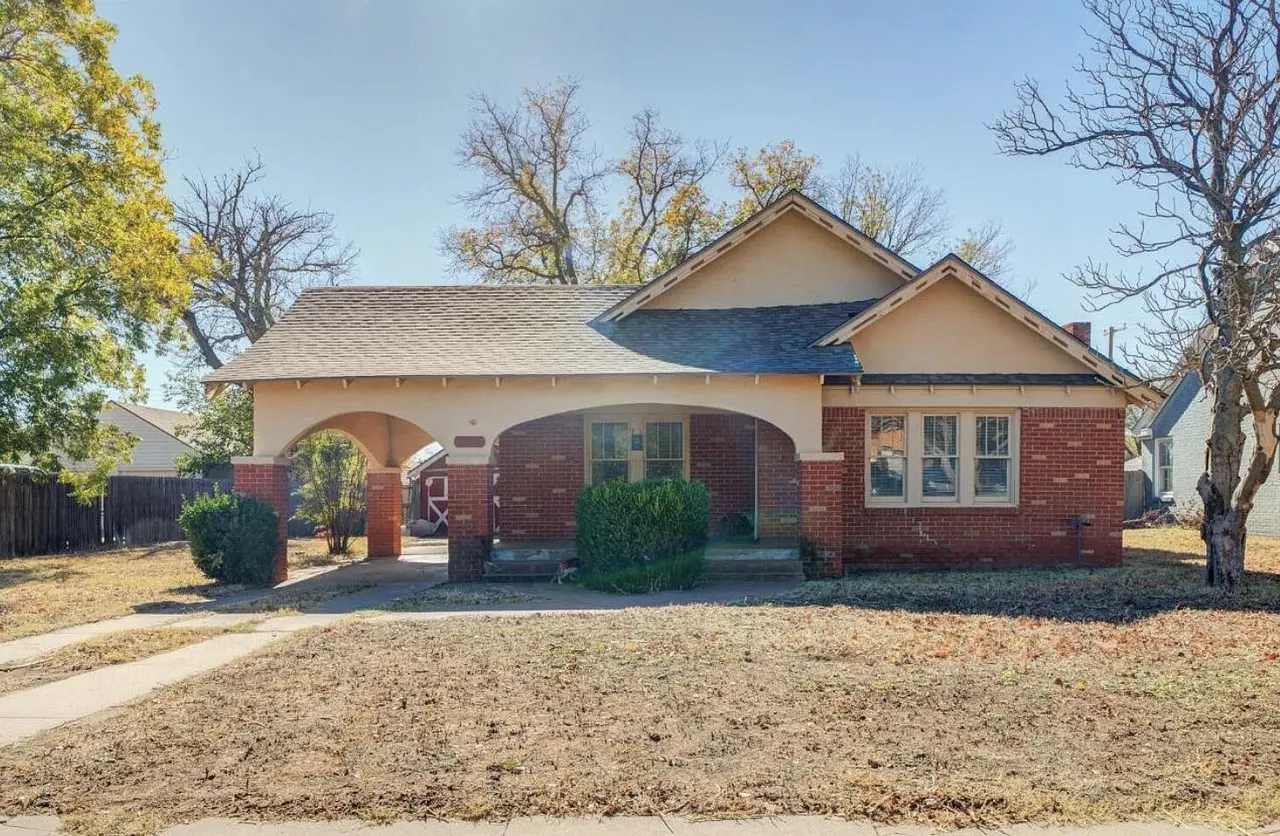 Front exterior — 1907 23rd Street, Lubbock, TX 79411