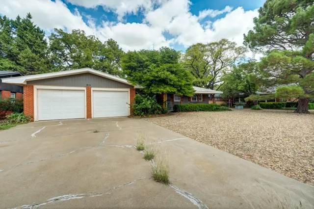 Photo 3 — 3610 48th Street, Lubbock, TX 79413