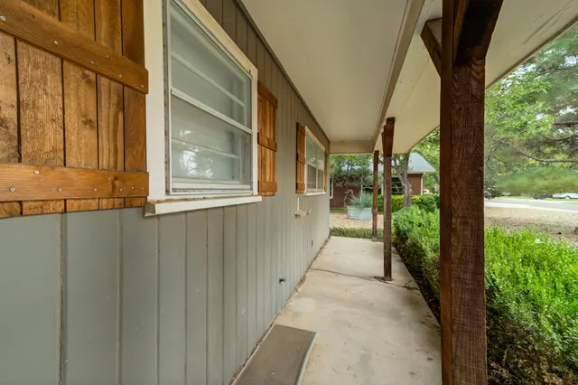 Photo 4 — 3610 48th Street, Lubbock, TX 79413