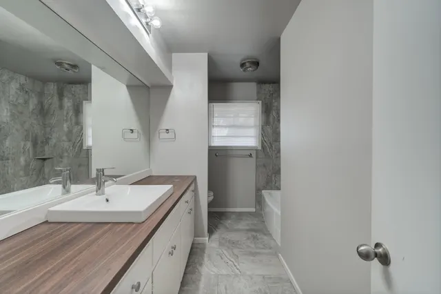 Photo 8 — 3610 48th Street, Lubbock, TX 79413