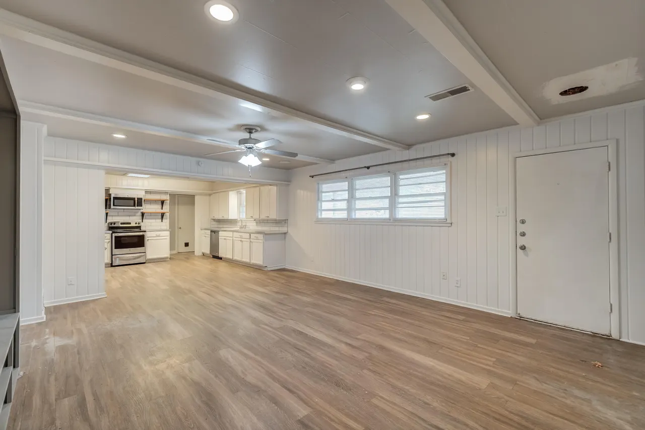 Photo 20 — 3610 48th Street, Lubbock, TX 79413