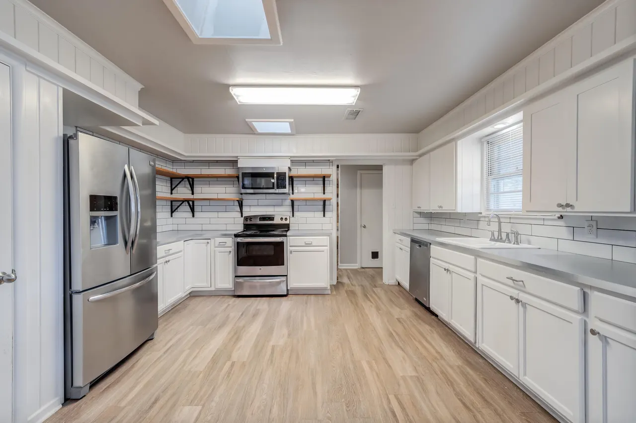 Photo 27 — 3610 48th Street, Lubbock, TX 79413