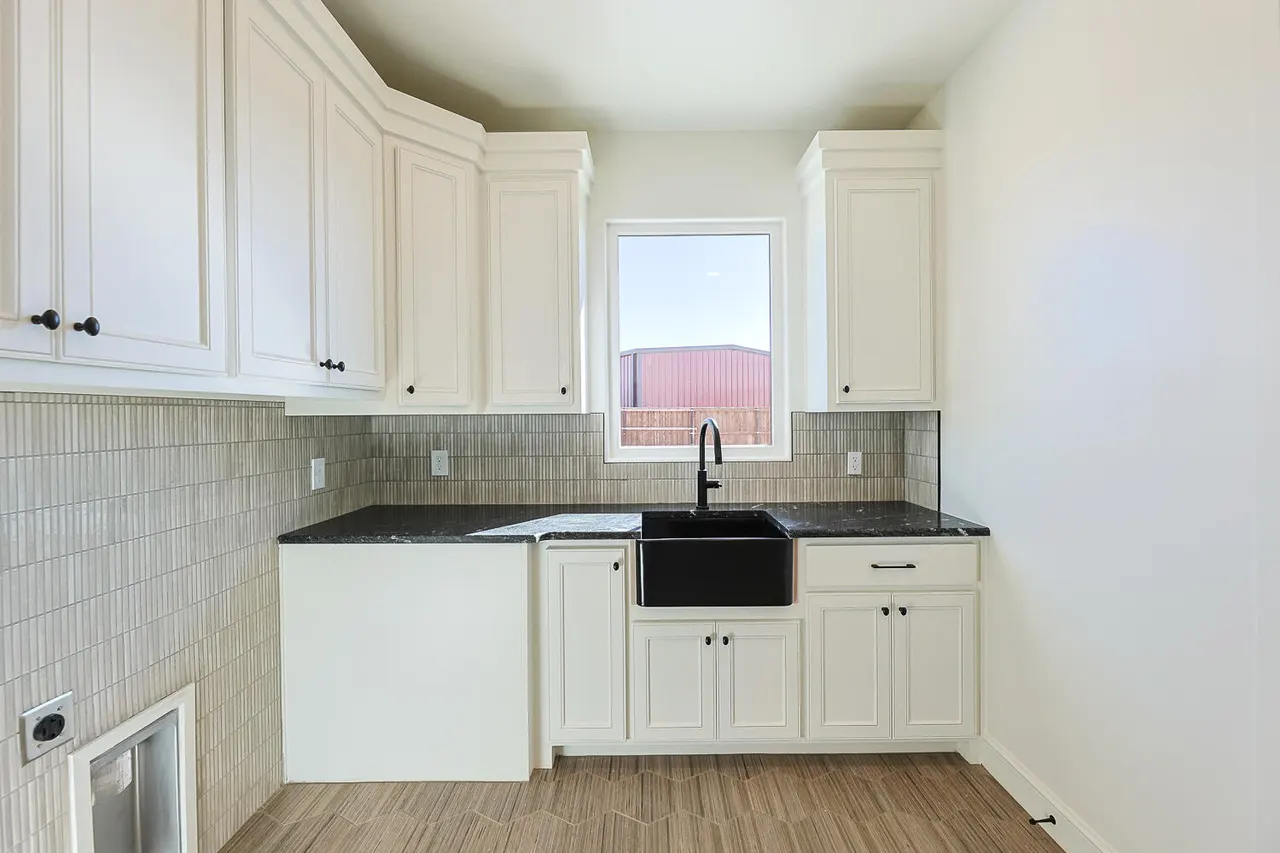 Photo 50 — 602 W 9th Place, Idalou, TX 79329