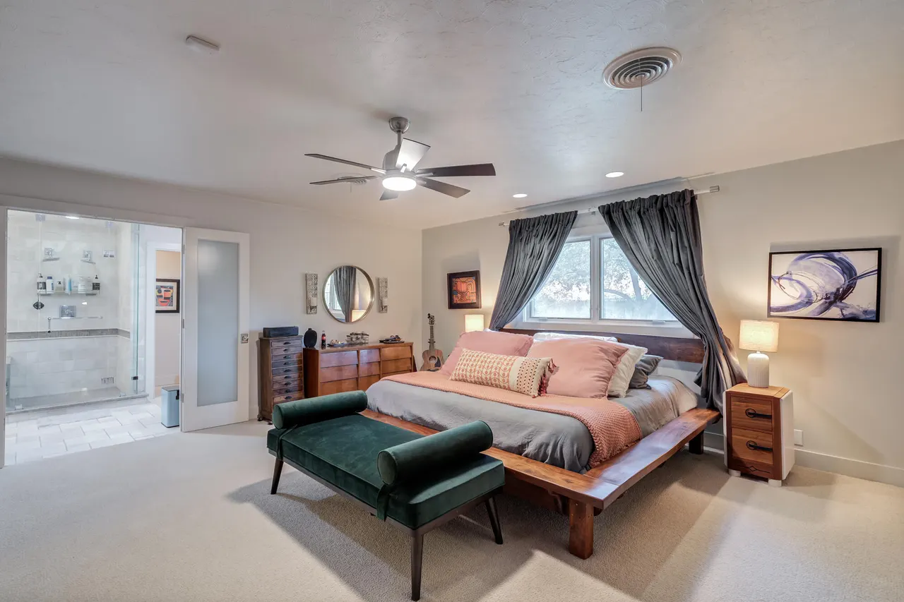 Photo 4 — 4609 10th Street, Lubbock, TX 79416