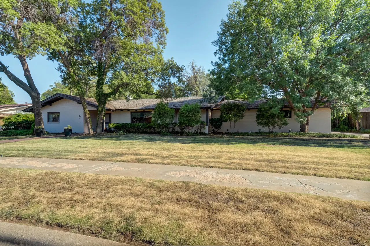 Photo 7 — 4609 10th Street, Lubbock, TX 79416