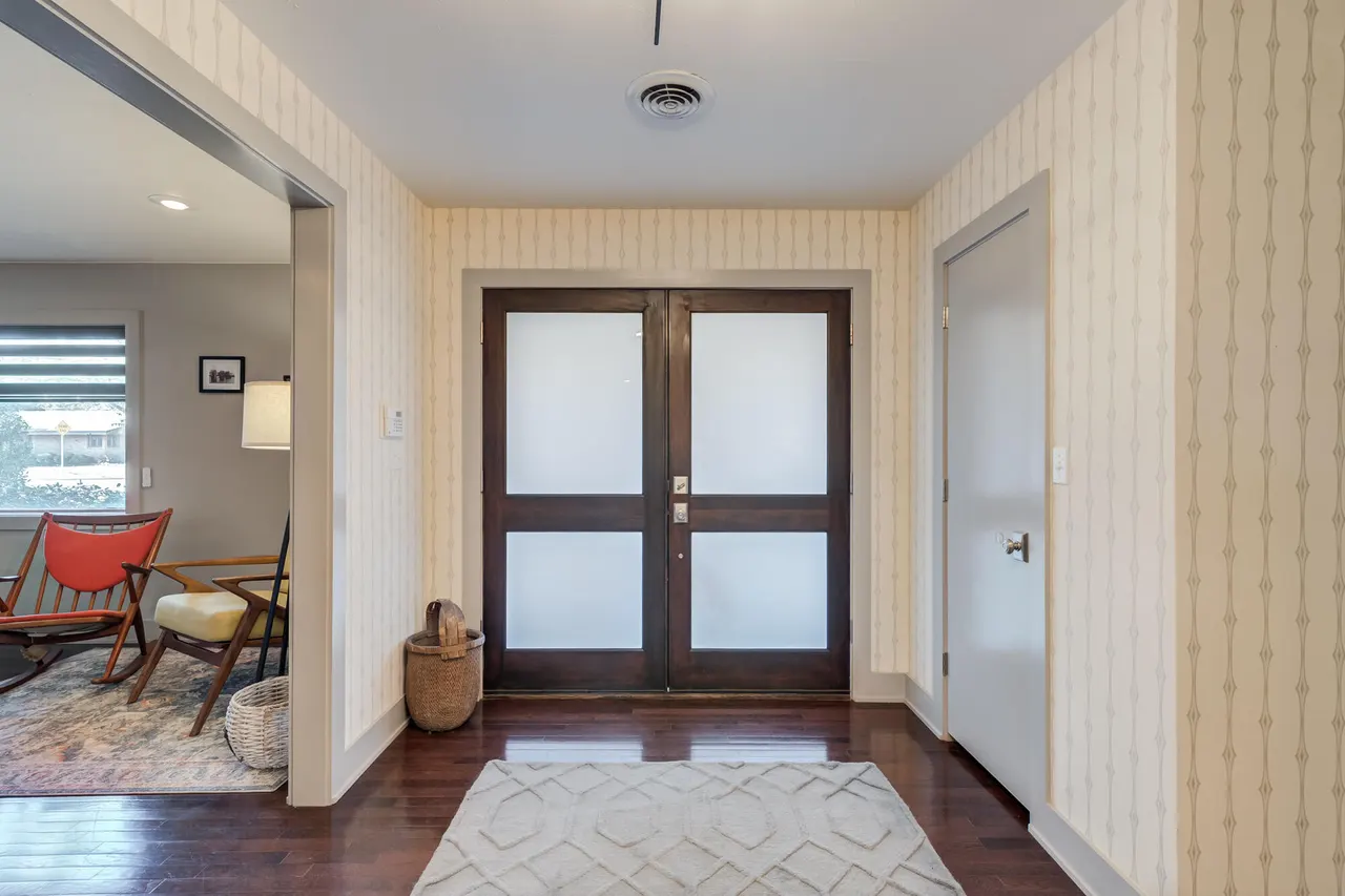 Photo 11 — 4609 10th Street, Lubbock, TX 79416