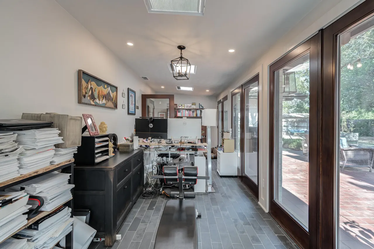 Photo 53 — 4609 10th Street, Lubbock, TX 79416