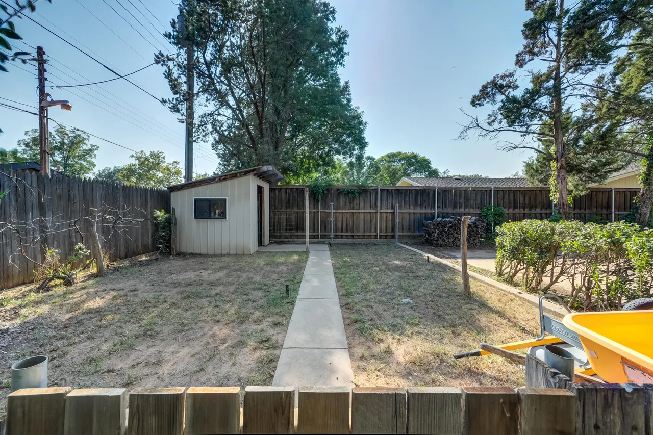 Photo 63 — 4609 10th Street, Lubbock, TX 79416