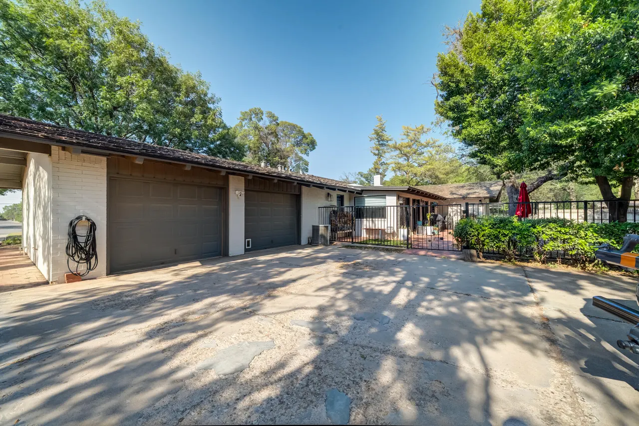 Photo 65 — 4609 10th Street, Lubbock, TX 79416