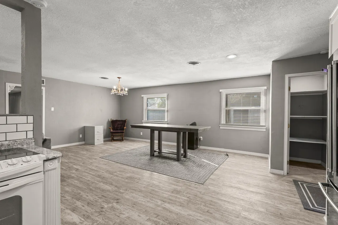 Photo 10 — 102 3rd Street, Plains, TX 79355