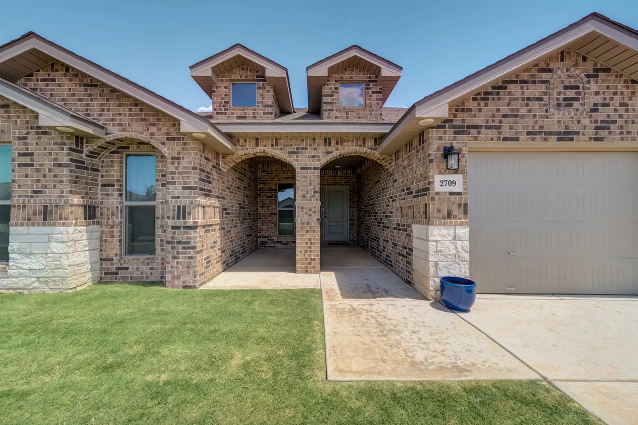 Photo 2 — 2709 Volney Avenue, Lubbock, TX 79407