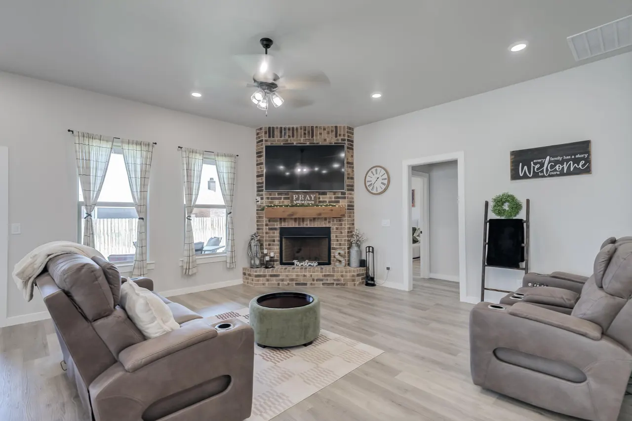 Photo 9 — 2709 Volney Avenue, Lubbock, TX 79407