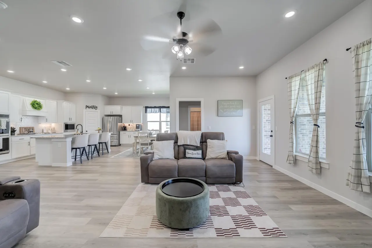 Photo 10 — 2709 Volney Avenue, Lubbock, TX 79407