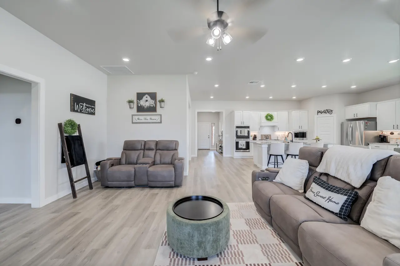 Photo 11 — 2709 Volney Avenue, Lubbock, TX 79407
